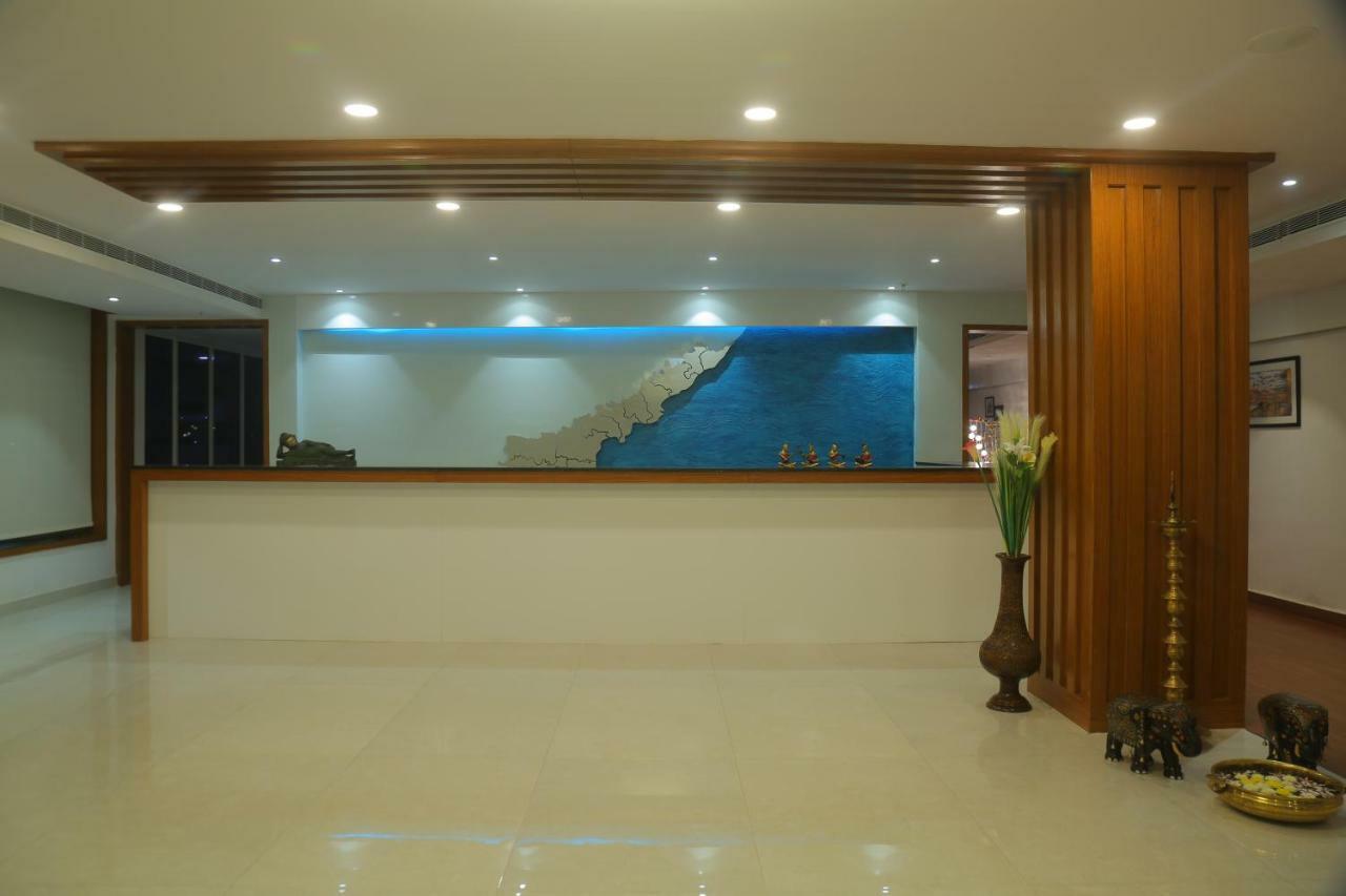 Bay View Hotel Vizag Visakhapatnam Zewnętrze zdjęcie