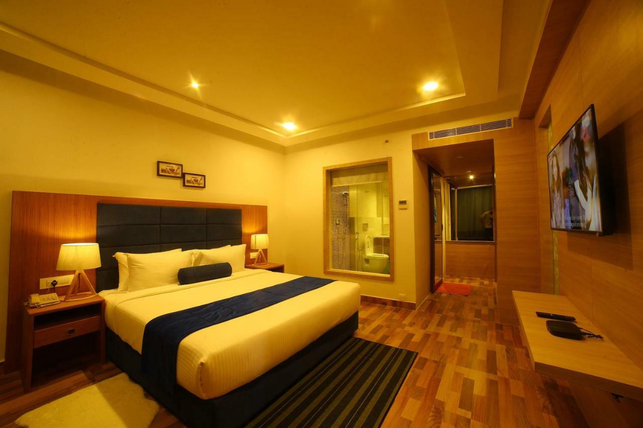 Bay View Hotel Vizag Visakhapatnam Zewnętrze zdjęcie