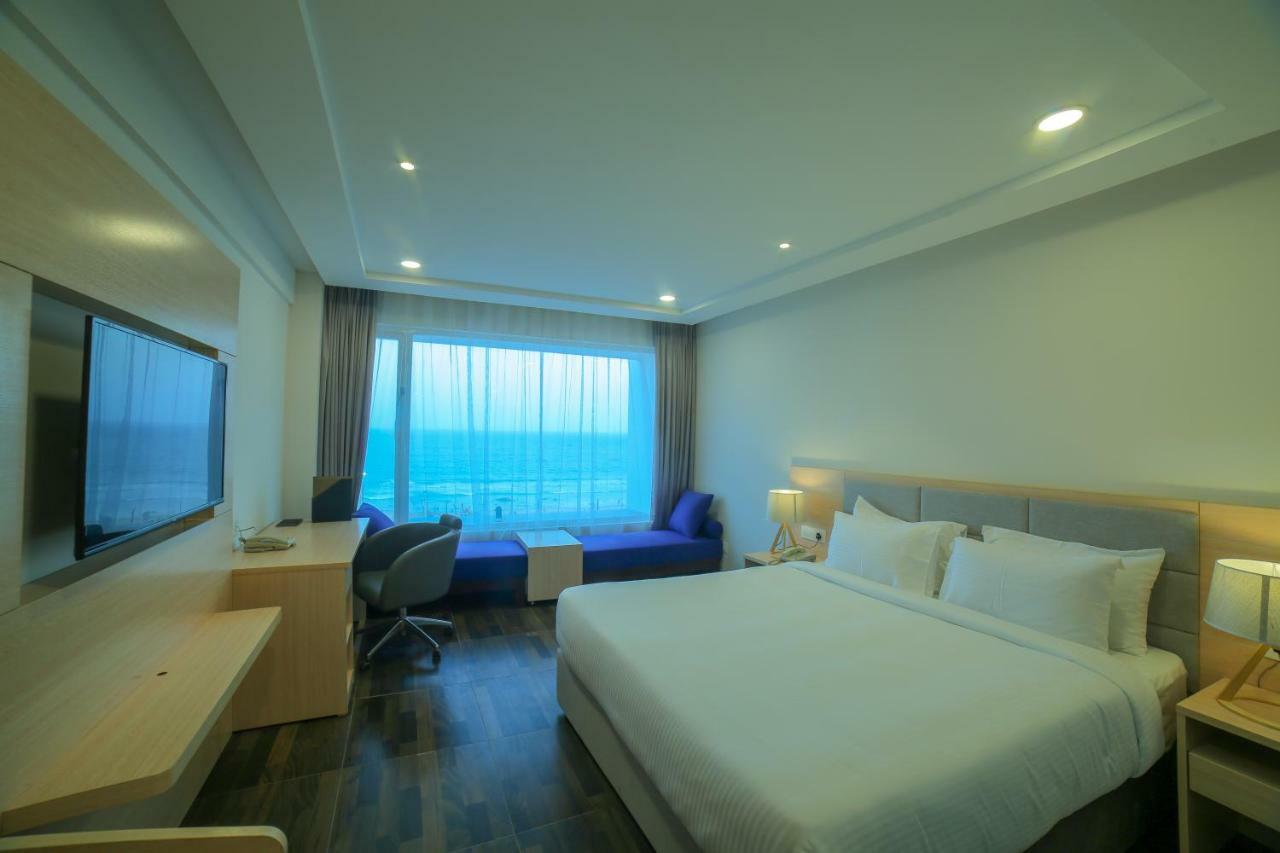 Bay View Hotel Vizag Visakhapatnam Zewnętrze zdjęcie