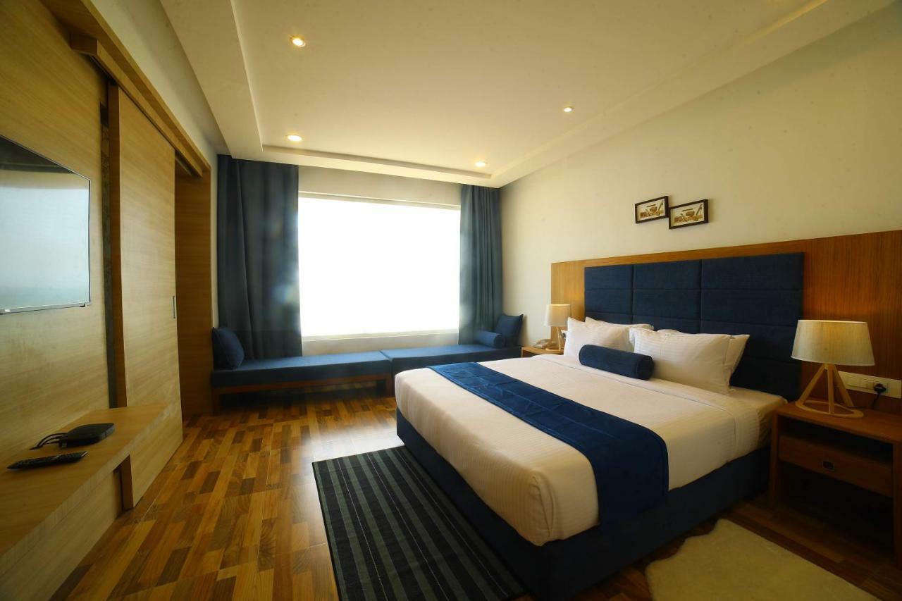 Bay View Hotel Vizag Visakhapatnam Zewnętrze zdjęcie
