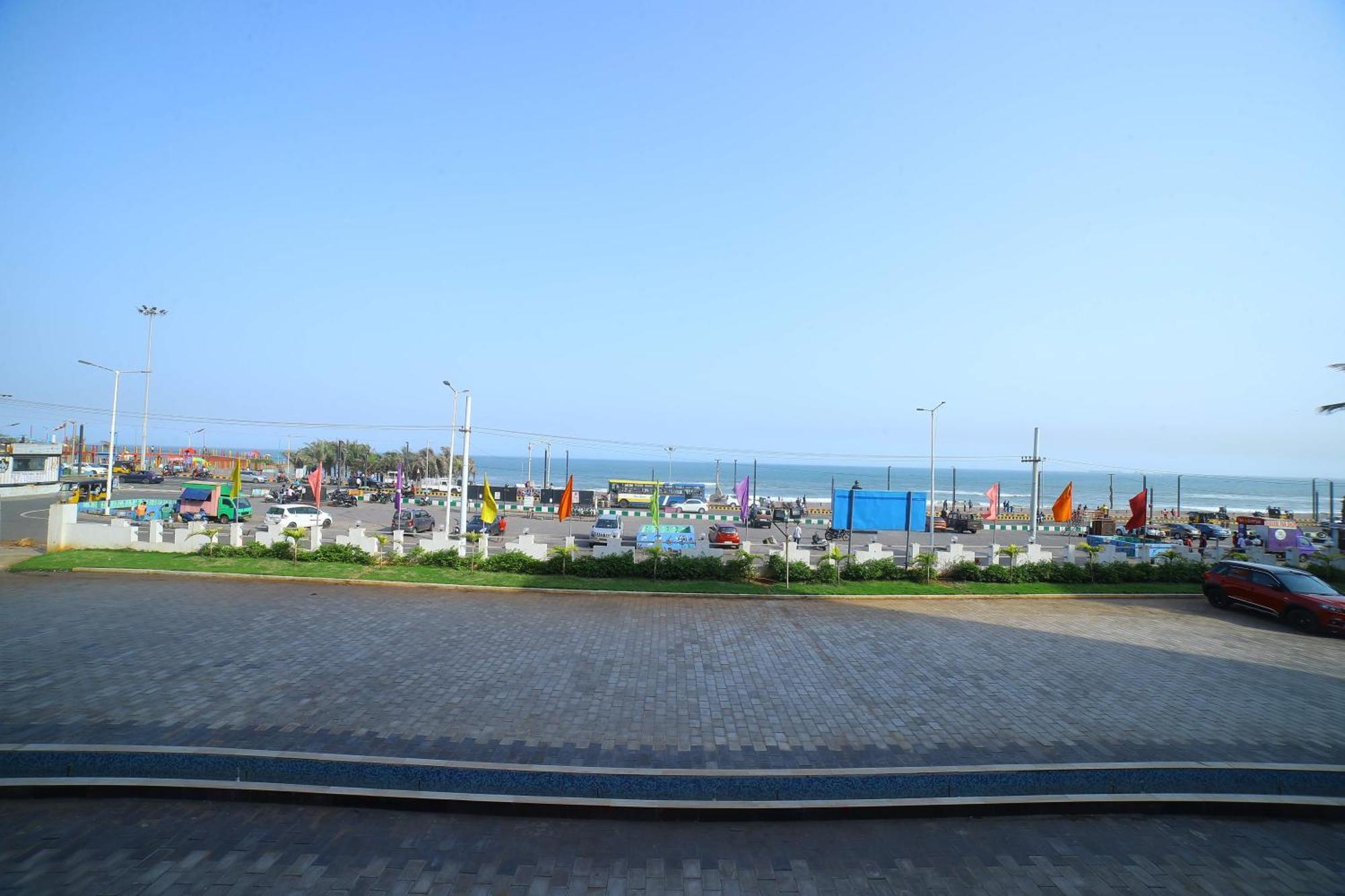 Bay View Hotel Vizag Visakhapatnam Zewnętrze zdjęcie