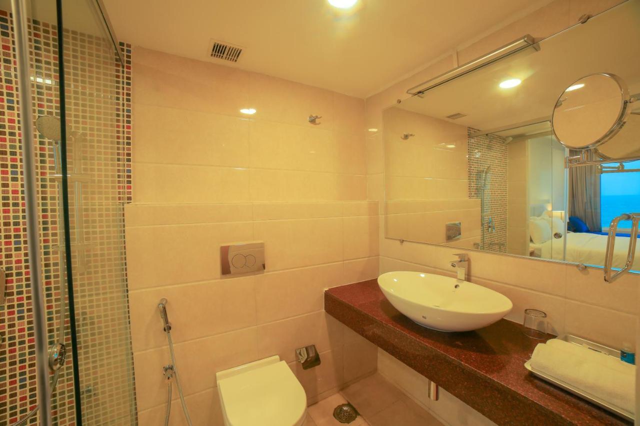 Bay View Hotel Vizag Visakhapatnam Zewnętrze zdjęcie
